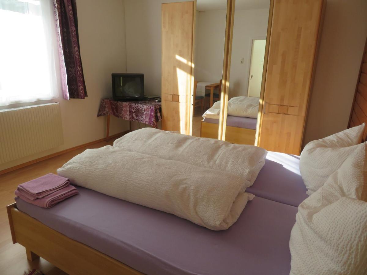 Bed and Breakfast Haus Irmi à Knittelfeld Extérieur photo